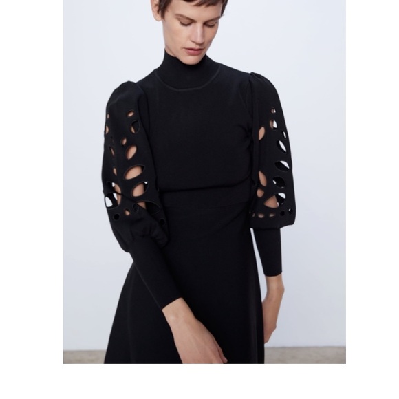 Zara black dress with openings at sleeves - Picture 3 of 4